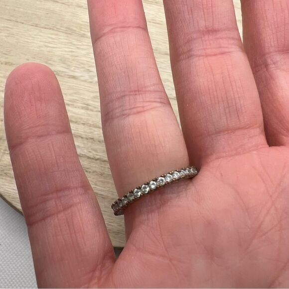 🍭6/$30 Jewel studded ring band - size 6 - Picture 3 of 5